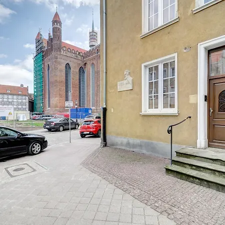 H&t Apartament Przy Bazylice Mariackiej Ii * Gdansk